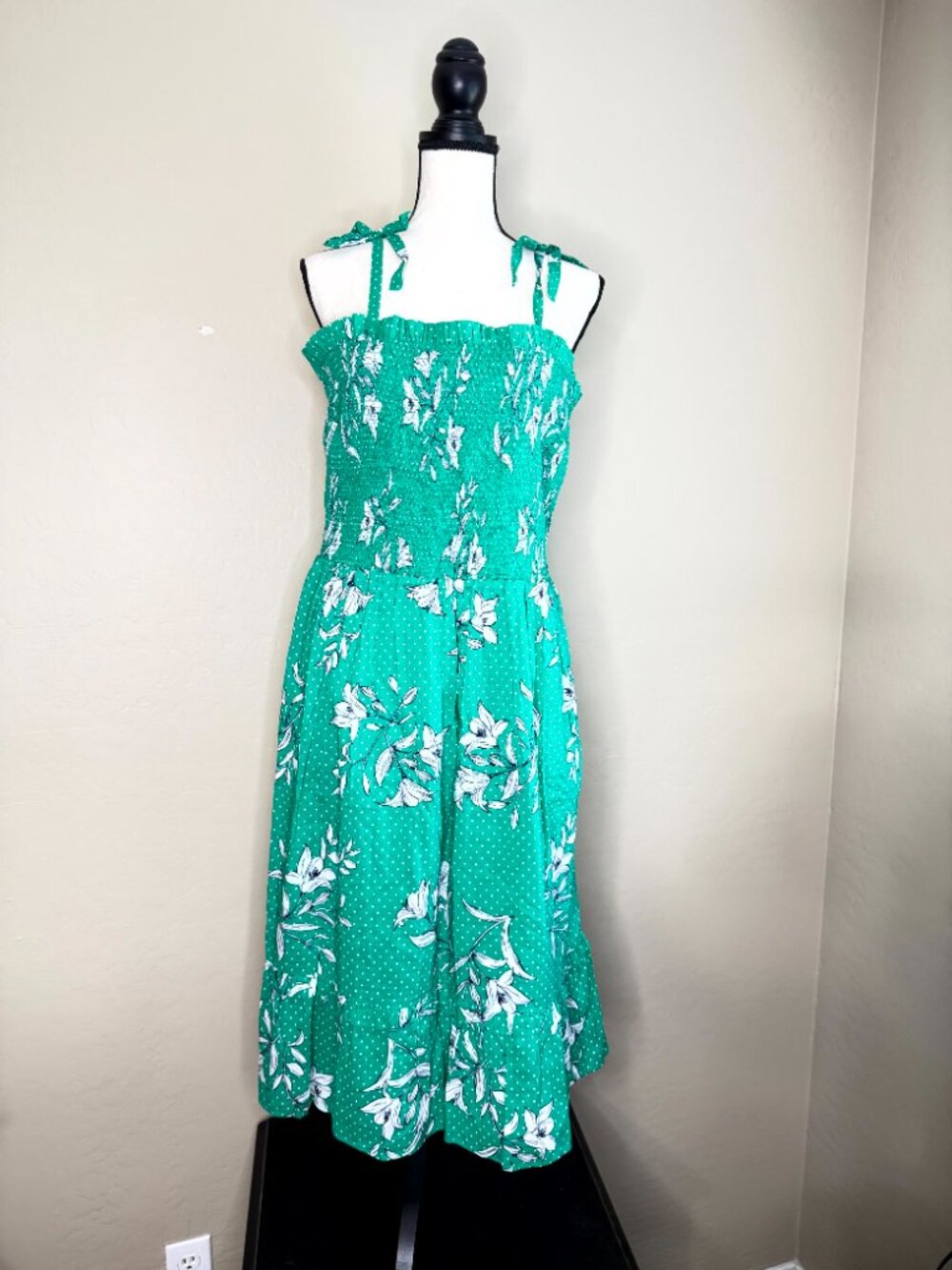 Draper James Smocked Floral Green Sundress Size XL NWT - Picture 2 of 9